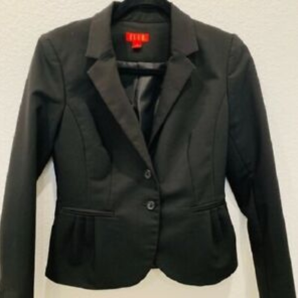 Elle Peplum Black Jacket Size 16 In Great Cond.